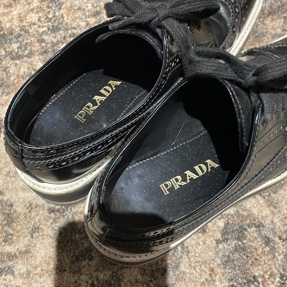 Prada lace up loafers - Picture 4 of 6